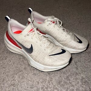 Nike Invincible 3 size 14